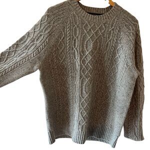 Banana Republic Men’s Extra fine merino wool cable knit tweed sweater size Large